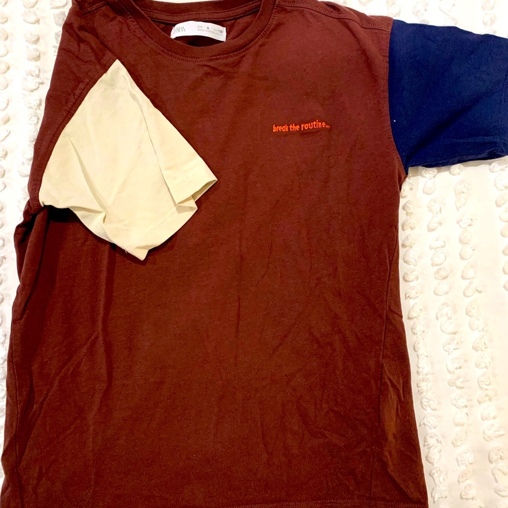 Zara kids t-shirt, size 8. Brown, tan, navy.